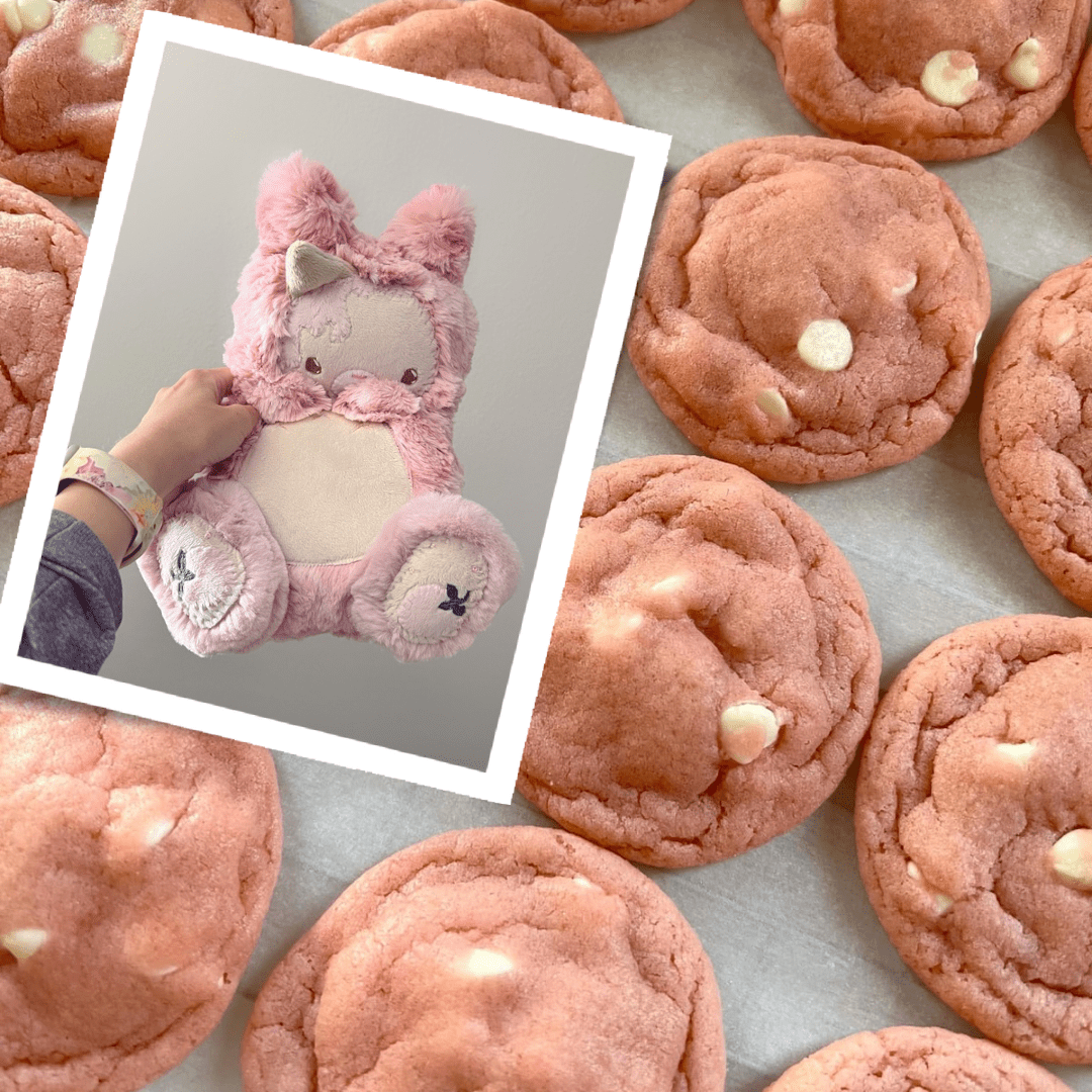 Strawberry white chocolate totes