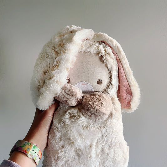 Neutral Long Boi Bunny