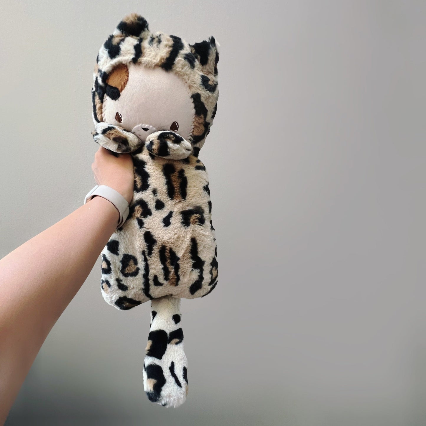 Neutral Kitty Long Boi